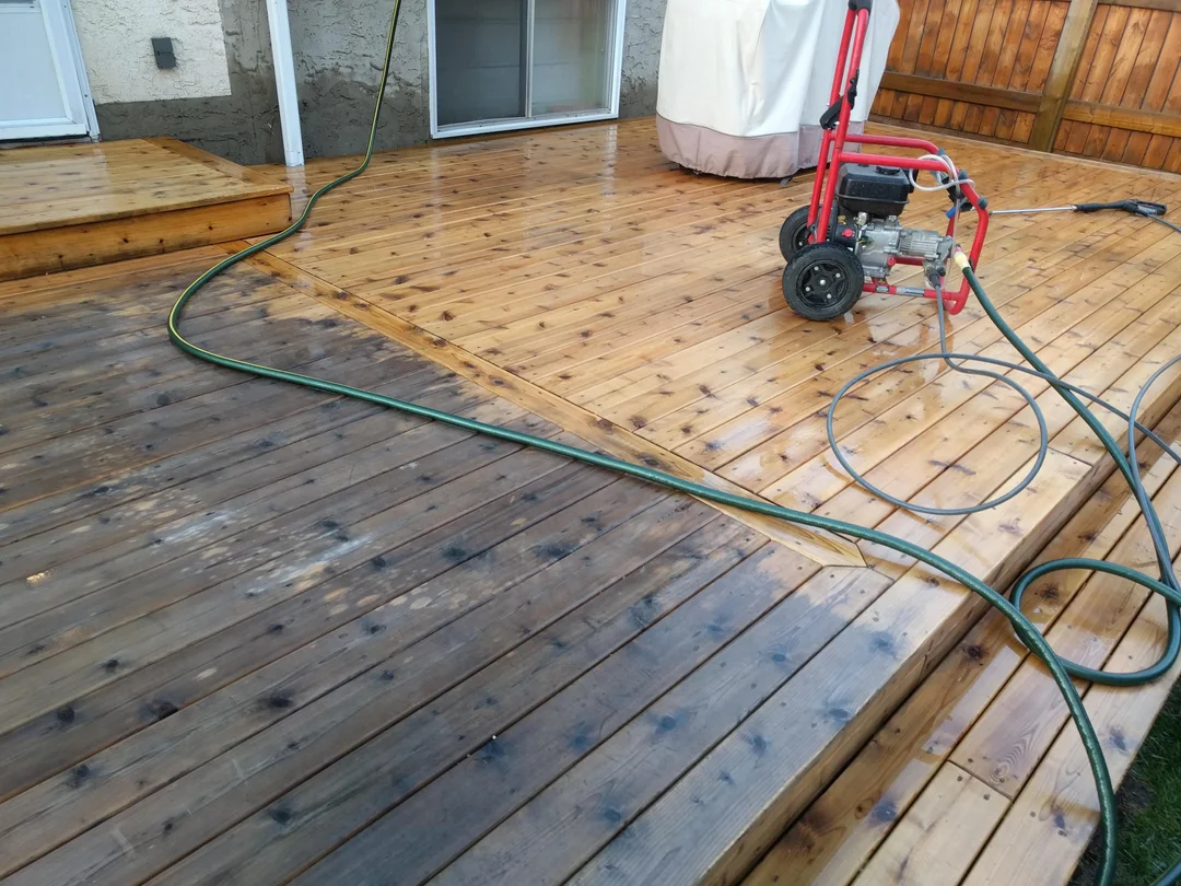 Cleaning of a commercial deck in Bristol City Centre